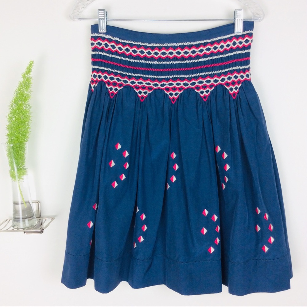 MAXAZRIA Beautiful Embroidered Skater Skirt Size 0